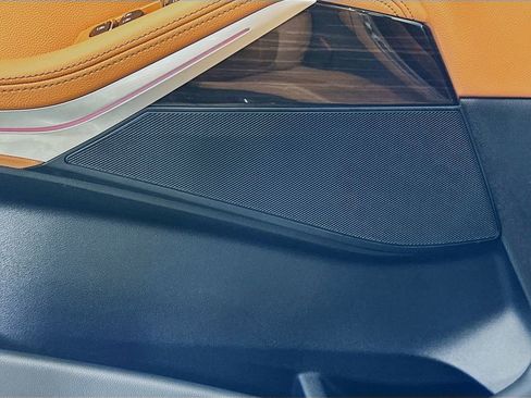 Used 2019 BMW X5 xDrive40i w/ Premium Package 2 image 16