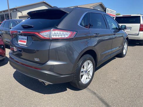 Used 2017 Ford Edge SEL w/ Equipment Group 201A AWD/4WD image 2