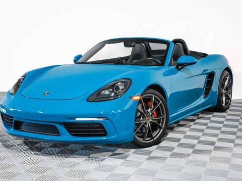 Used 2018 Porsche 718 Boxster S image 21
