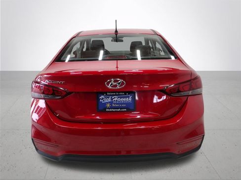 Used 2018 Hyundai Accent SE FWD image 12