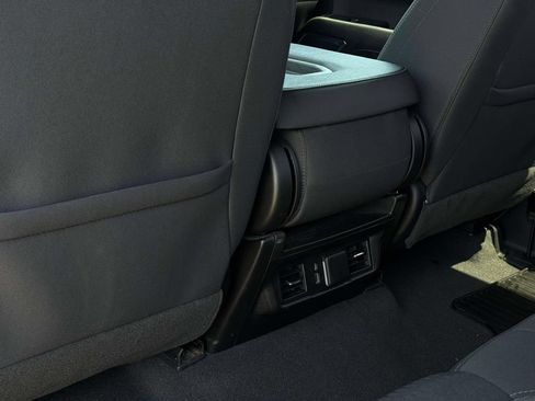 Used 2024 Chevrolet Silverado 1500 LT AWD/4WD image 33