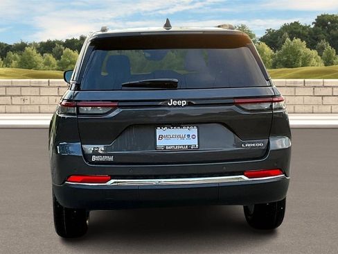 New 2025 Jeep Grand Cherokee Laredo X w/ Luxury Tech Group I image 4