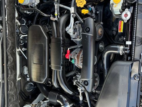 Used 2010 Subaru Legacy 2.5i Premium image 4