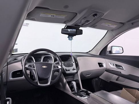 Used 2012 Chevrolet Equinox LT image 18