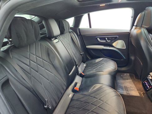 Certified 2023 Mercedes-Benz EQS 580 4MATIC Sedan image 32