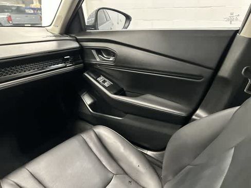 Used 2025 Honda Accord Touring image 13