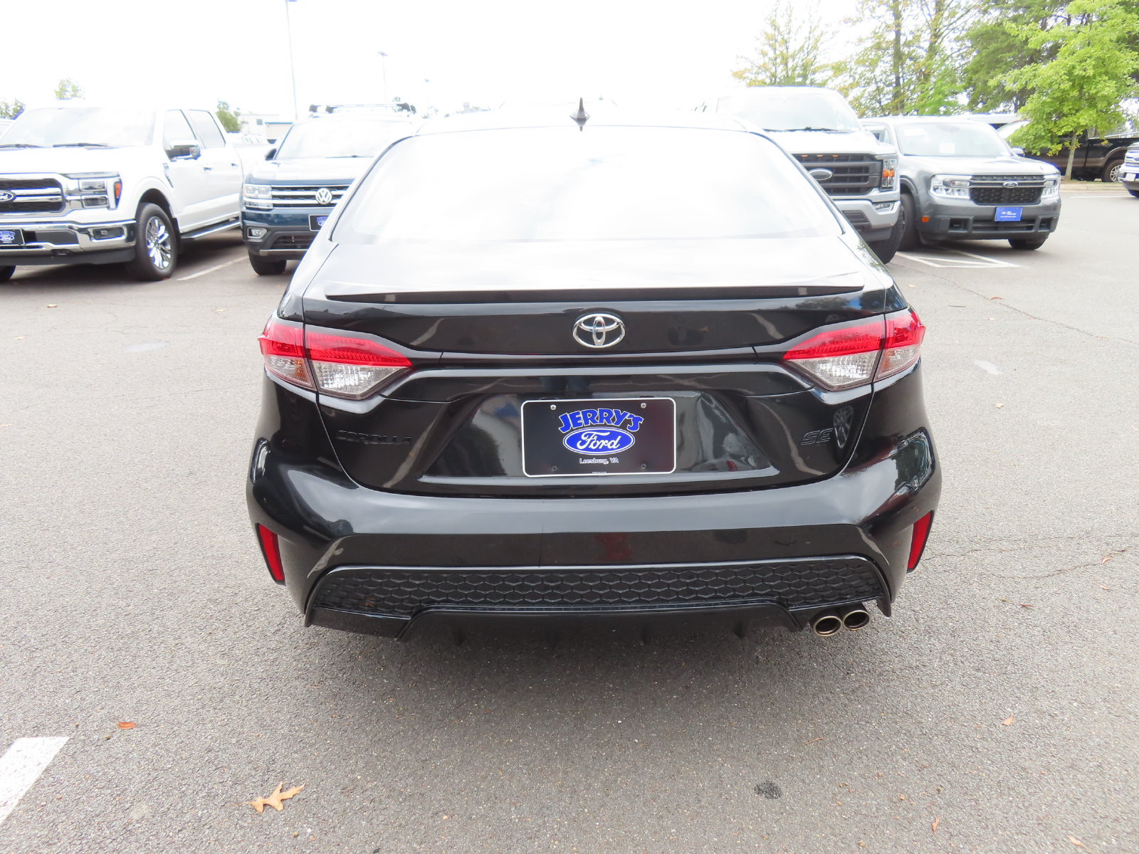 Used 2022 Toyota Corolla SE FWD image 5