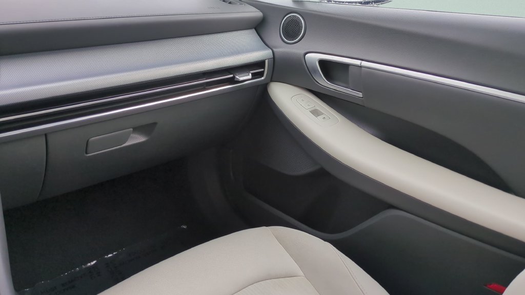 Used 2024 Hyundai Sonata SEL FWD image 12