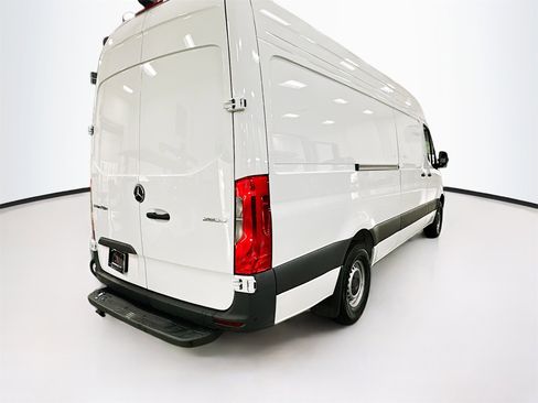 New 2025 Mercedes-Benz Sprinter 2500 image 8