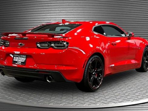 Used 2022 Chevrolet Camaro SS RWD image 6