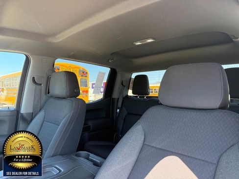 Used 2020 Chevrolet Silverado 1500 LT Trail Boss AWD/4WD image 9