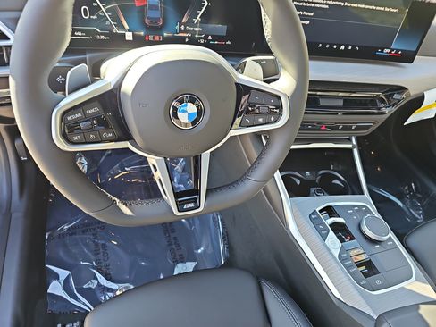 New 2026 BMW 330i Sedan w/ M Sport Package image 17