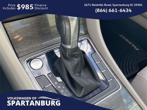 Used 2017 Volkswagen Passat 1.8T SE image 29