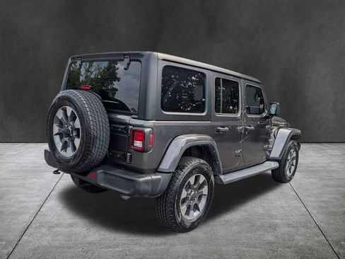 Used 2023 Jeep Wrangler Unlimited Sahara AWD/4WD image 5