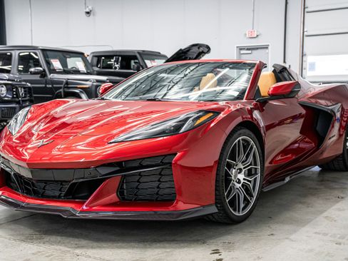Used 2023 Chevrolet Corvette Z06 image 5
