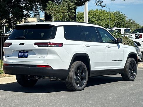 New 2025 Jeep Grand Cherokee L Limited w/ Luxury Tech Group II image 4