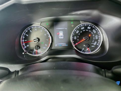 Used 2022 Toyota RAV4 XLE Premium FWD image 19