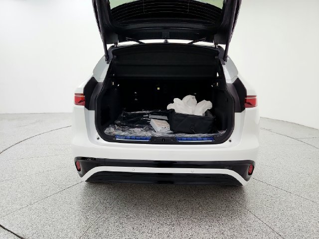 New 2026 Jaguar F-PACE R-Dynamic S AWD/4WD image 19