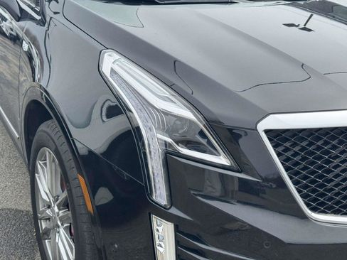 Certified 2022 Cadillac XT5 Sportv w/ Technology Package image 5