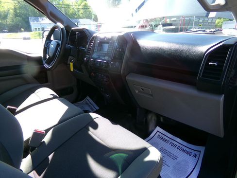 Used 2015 Ford F150 XL w/ Equipment Group 101A Mid AWD/4WD image 17