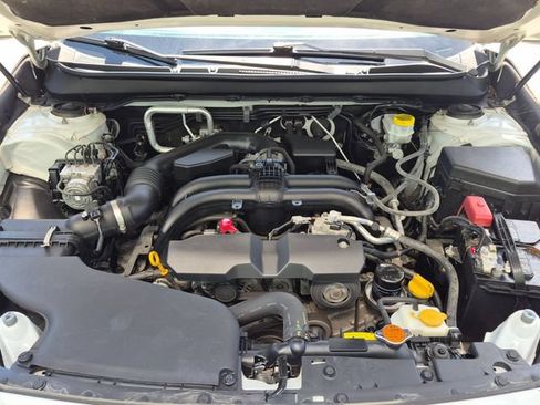 Used 2019 Subaru Outback 2.5i AWD/4WD image 36