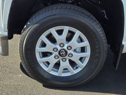 Certified 2025 Toyota Tacoma SR5 image 9