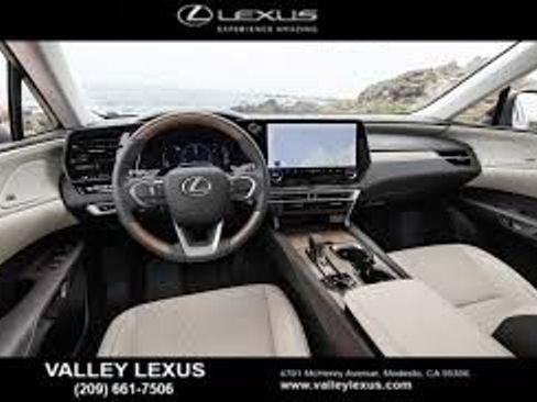 Used 2023 Lexus RX 350 Premium w/ Cold Area Package AWD/4WD image 6
