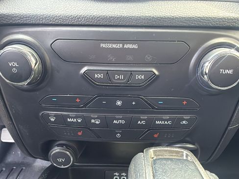 Used 2019 Ford Ranger XLT w/ Equipment Group 302A Luxury image 5