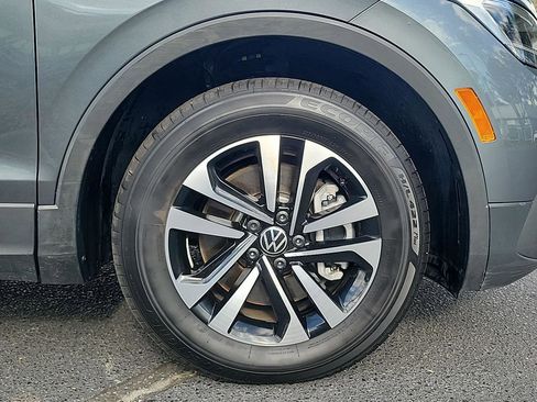 Used 2024 Volkswagen Tiguan S image 12