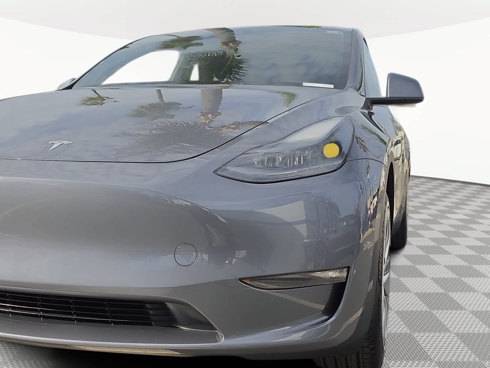 Used 2023 Tesla Model Y 2WD image 4