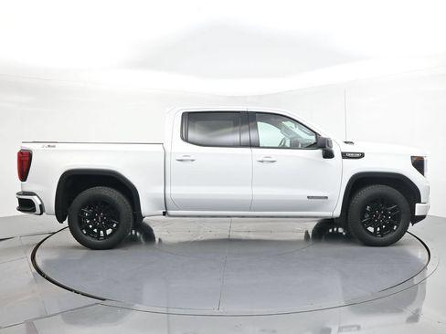 Used 2025 GMC Sierra 1500 Elevation AWD/4WD image 6