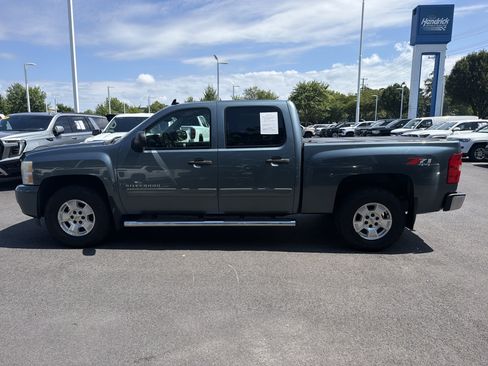 Used 2011 Chevrolet Silverado 1500 LT w/ All-Star Edition AWD/4WD image 7