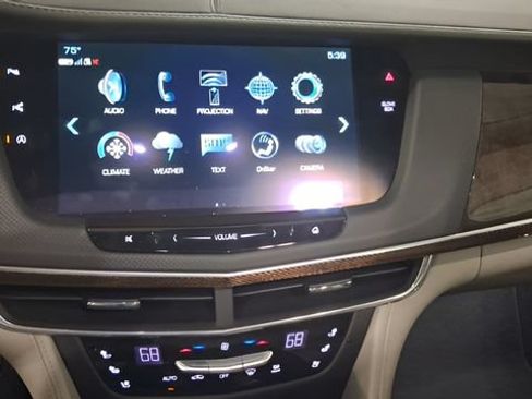 Used 2018 Cadillac CT6 Luxury AWD/4WD image 9