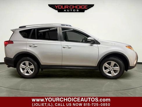 Used 2013 Toyota RAV4 XLE image 9