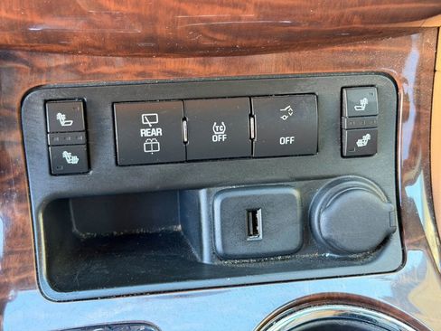 Used 2016 Buick Enclave Leather image 42