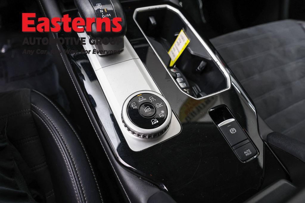 Used 2025 Mitsubishi Outlander SE AWD/4WD image 22