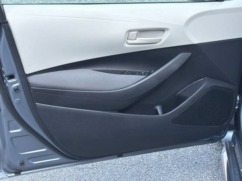 Used 2024 Toyota Corolla LE FWD image 10