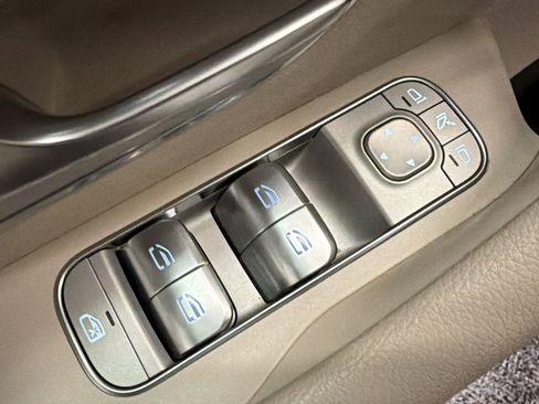 Certified 2023 Mercedes-Benz GLE 350 4MATIC image 19