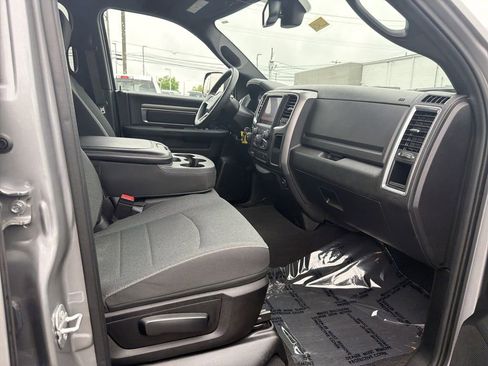 Used 2022 RAM 1500 Classic Warlock w/ Trailer & Traction Group AWD/4WD image 15