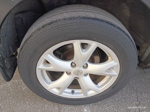 Used 2008 Nissan Rogue SL w/ Premium Pkg image 25