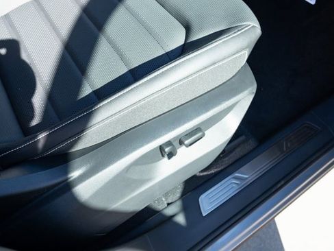 New 2026 Volkswagen Atlas Cross Sport SEL R-Line image 42