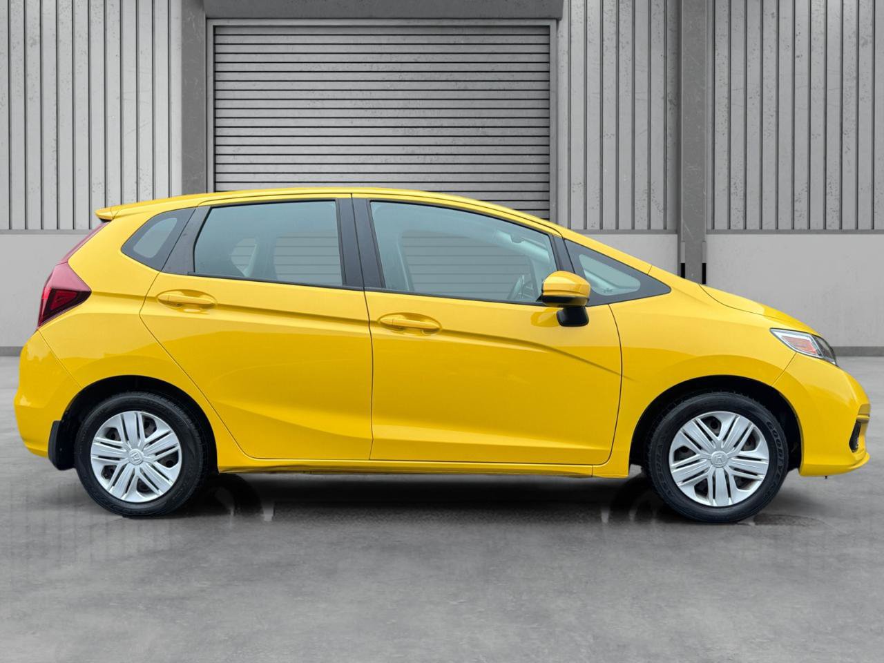 Used 2018 Honda Fit LX image 31
