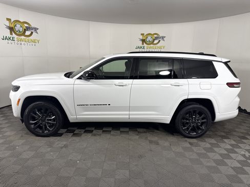 New 2026 Jeep Grand Cherokee L Limited image 4