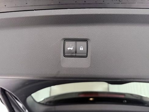 Certified 2025 INFINITI QX60 Pure FWD image 36