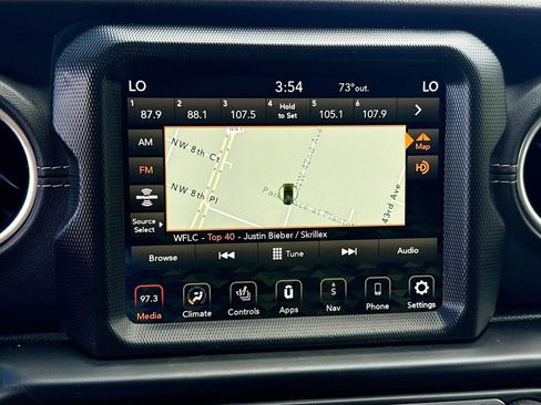 Used 2022 Jeep Wrangler Unlimited Sahara w/ Cold Weather Group image 16