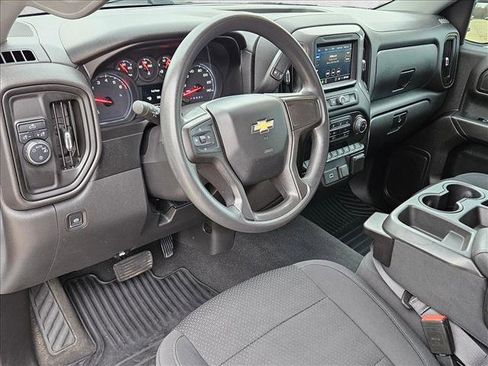 Used 2020 Chevrolet Silverado 1500 Custom w/ Custom Value Package image 10