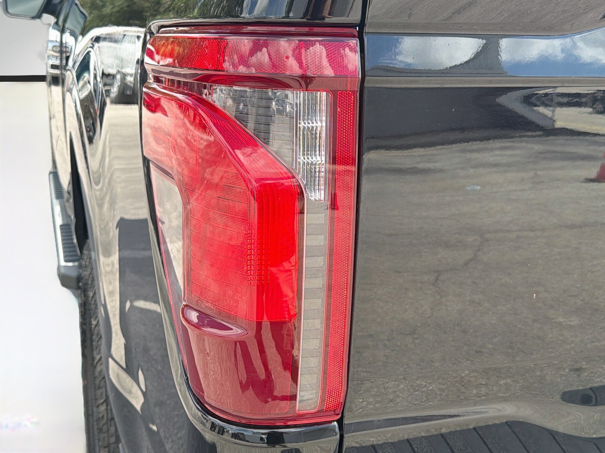Used 2025 Ford F150 XLT w/ Equipment Group 301A Standard AWD/4WD image 10