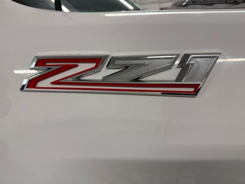 Used 2024 Chevrolet Silverado 2500 LT AWD/4WD image 71