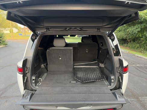 Used 2022 Rivian R1S Launch Edition AWD/4WD image 37