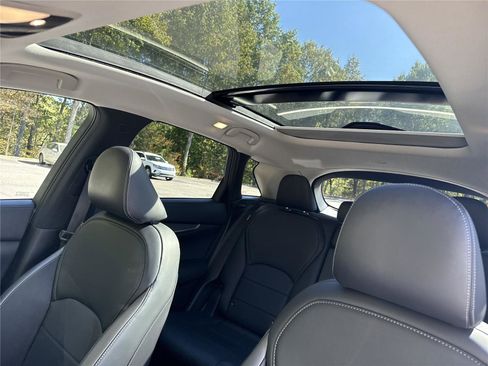 Certified 2025 INFINITI QX50 Luxe image 21